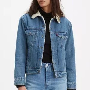 Levi's ex-boyfriend denim medium wash trucker Sherpa lined jean jacket